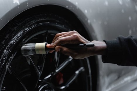 Will You Choose Professional or DIY Car Detailing